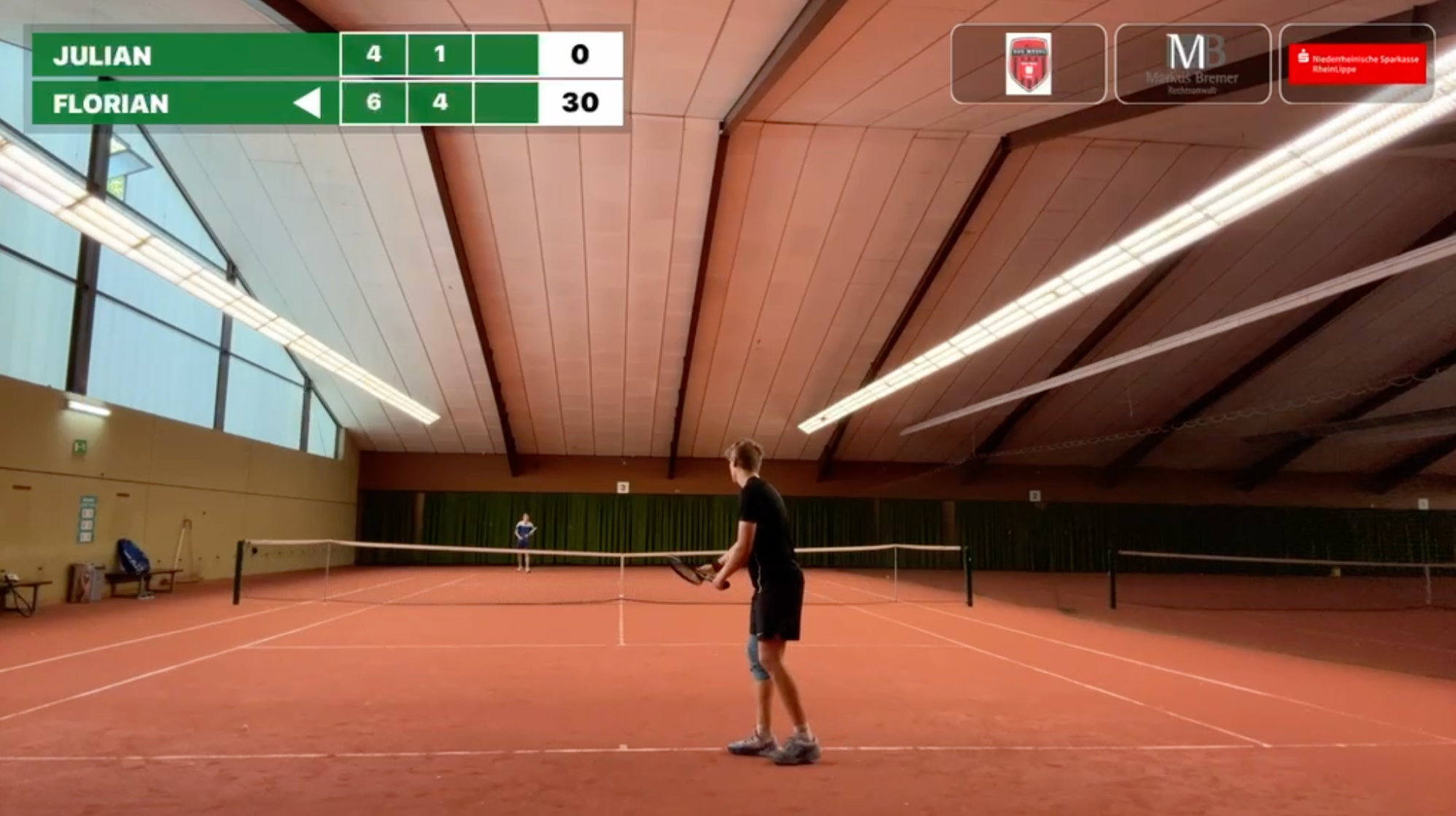 Originaler SMASH Livestream mit Tennismatch, Live-Score und Sponsorenlogos